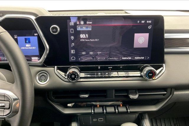 Used 2024 GMC Canyon Elevation image 5