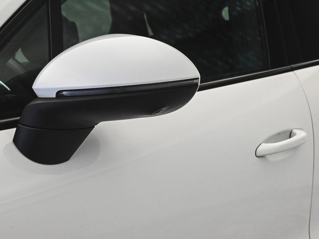 Used 2022 Porsche Cayenne Platinum Edition image 42