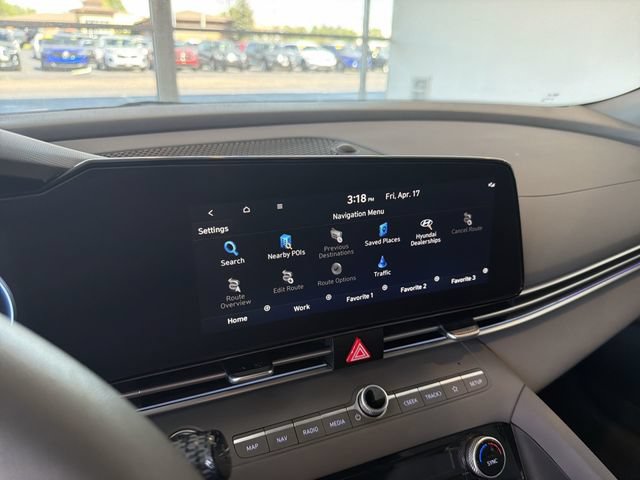 Used 2024 Hyundai Elantra SEL FWD image 23