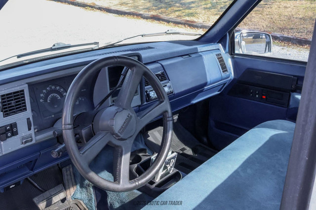 Used 1989 Chevrolet Silverado 1500 2WD Regular Cab image 24