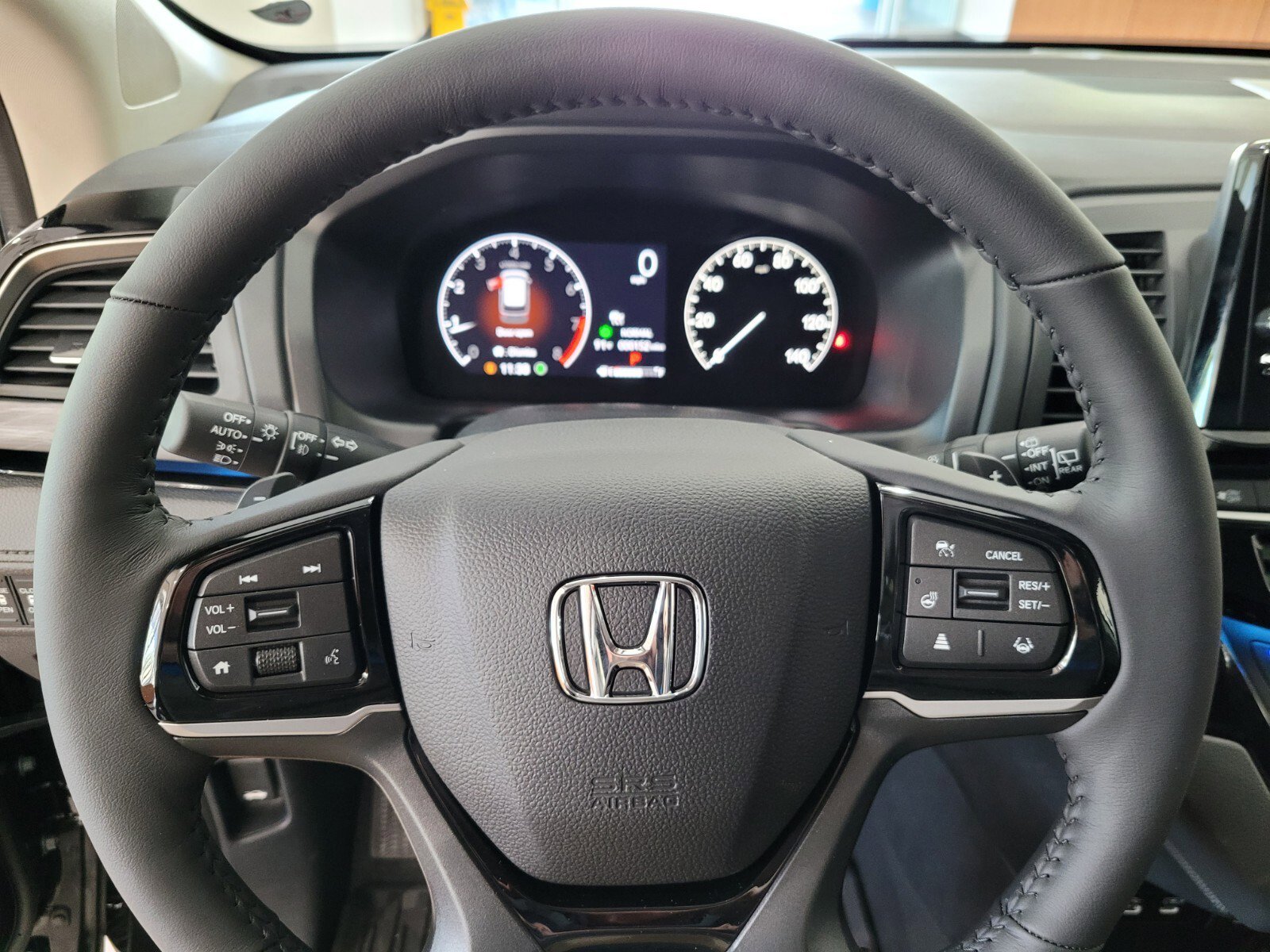 Used 2026 Honda Odyssey Elite image 11