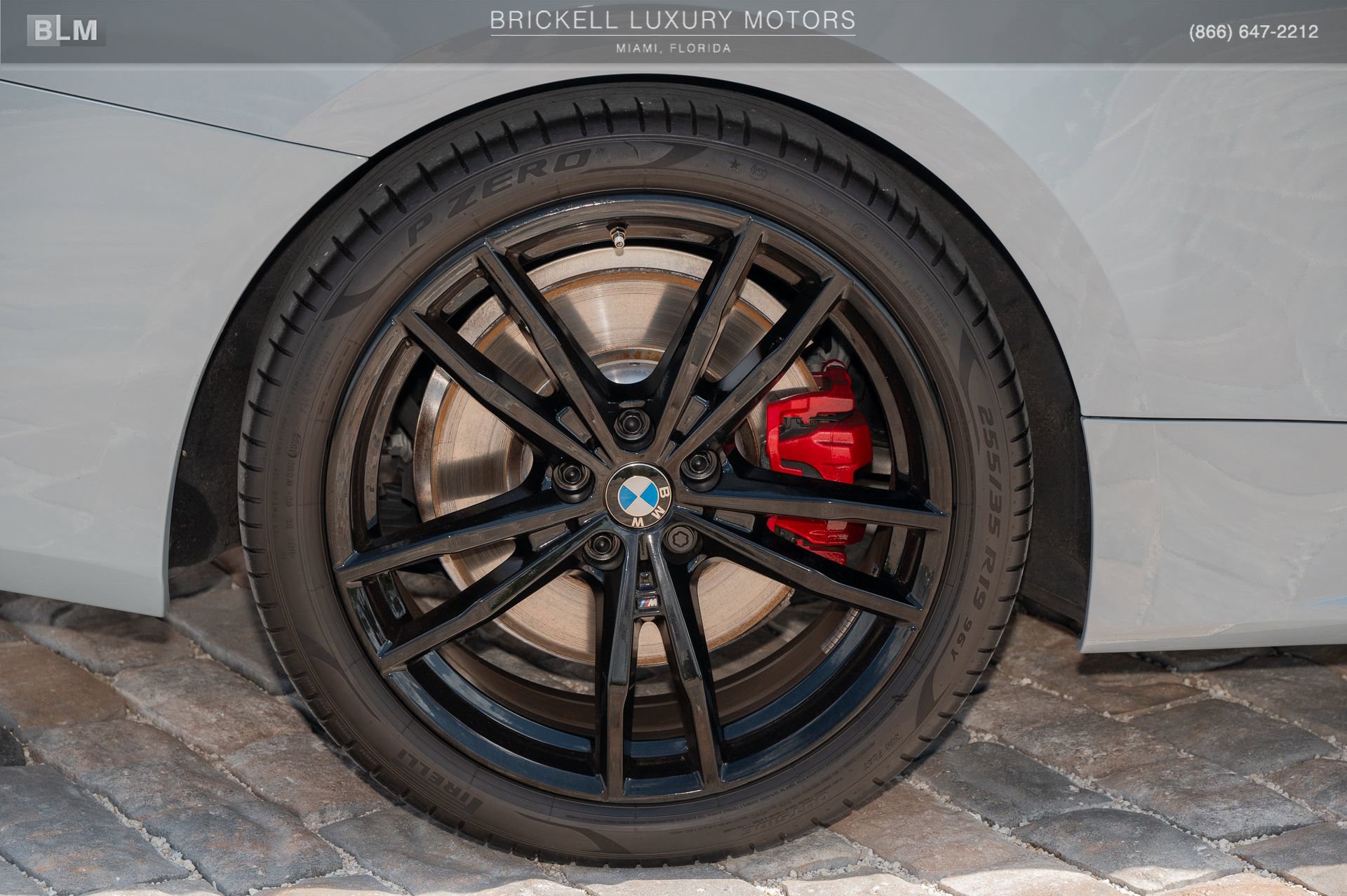 Used 2024 BMW M440i Convertible w/ Shadowloine Package image 39