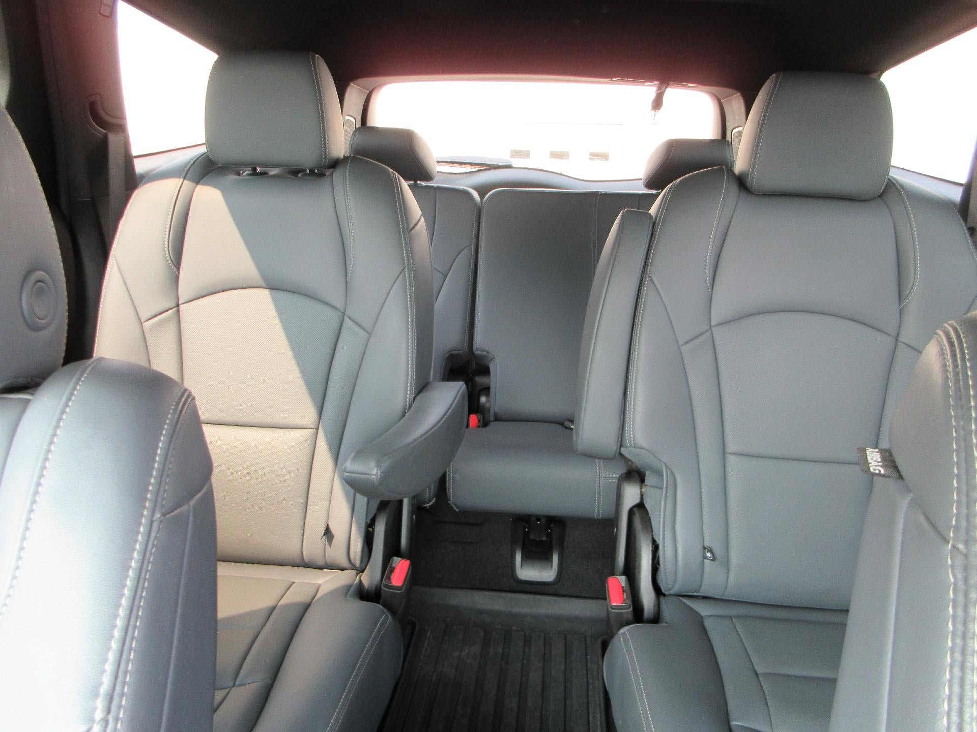 Certified 2024 Buick Enclave Essence w/ Experience Buick Package AWD/4WD image 11