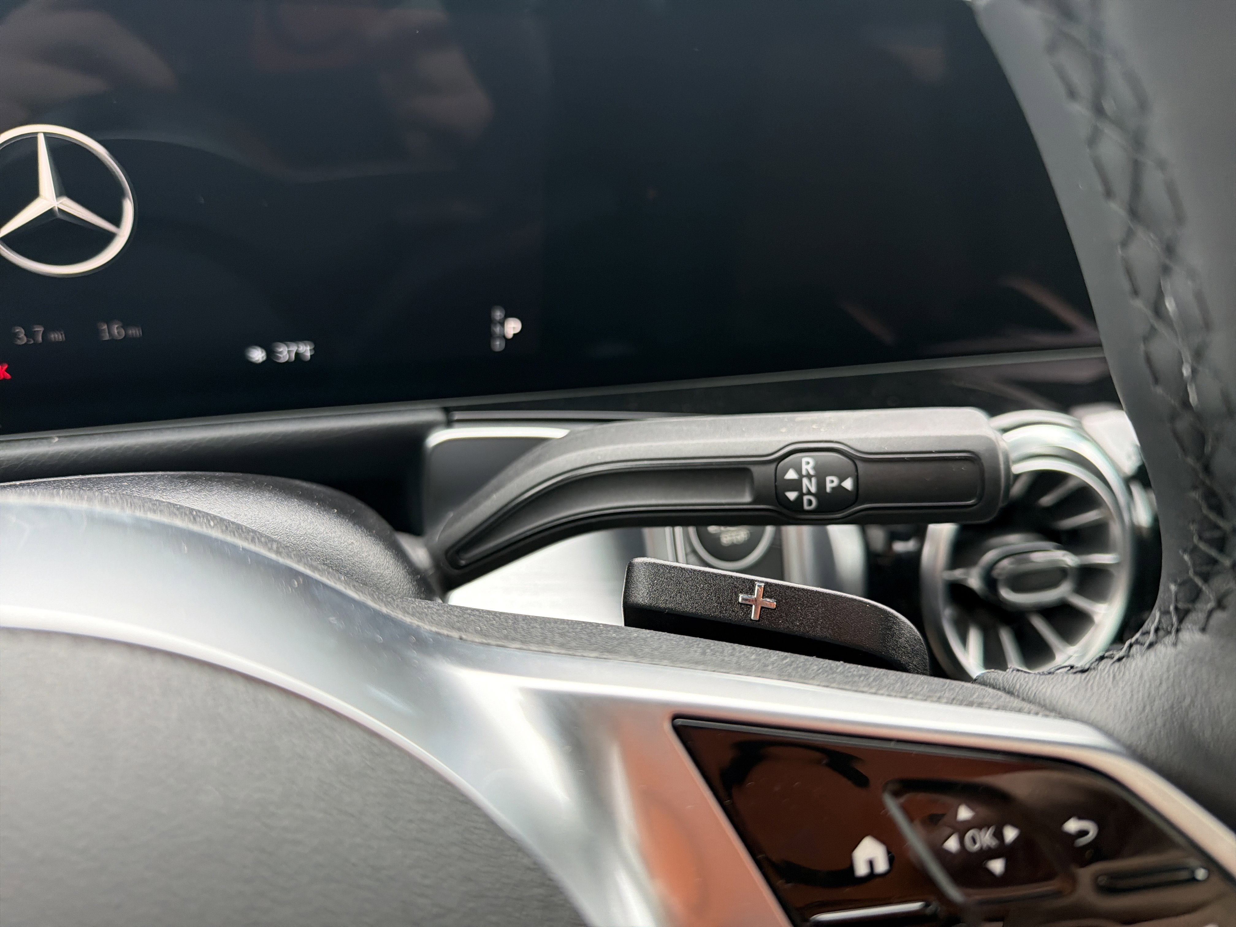 New 2026 Mercedes-Benz GLB 250 4MATIC image 18