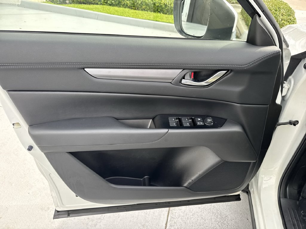 Used 2018 MAZDA CX-5 Touring FWD image 39
