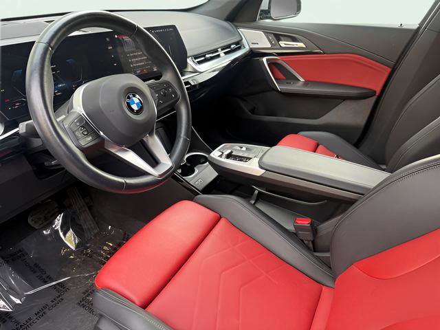 Used 2023 BMW X1 xDrive28i w/ Premium Package image 16