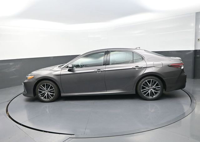 Used 2023 Toyota Camry XLE w/ Navigation Package image 4