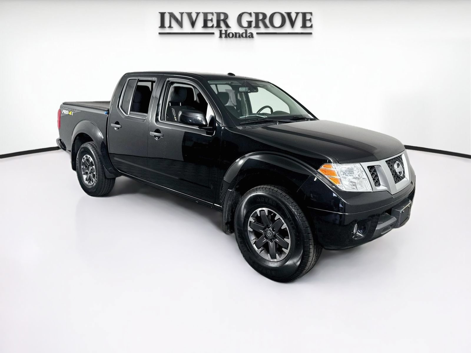 Used 2018 Nissan Frontier PRO-4X AWD/4WD image 3