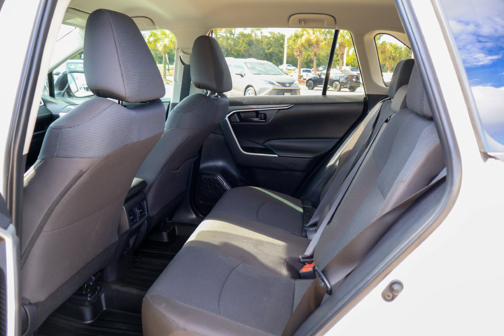 Used 2025 Toyota RAV4 LE FWD image 11