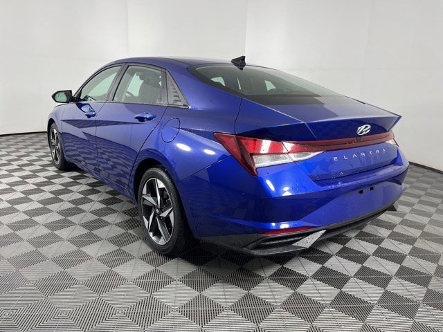 Used 2023 Hyundai Elantra SEL w/ Convenience Package image 5