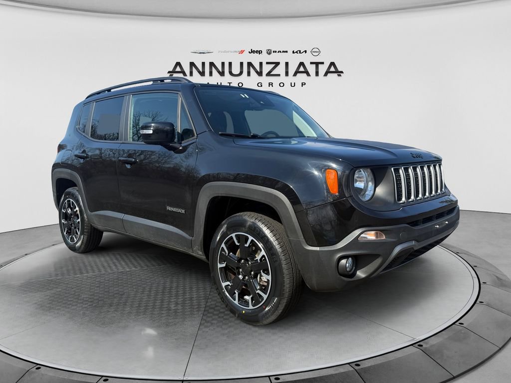 Used 2023 Jeep Renegade Latitude AWD/4WD image 7