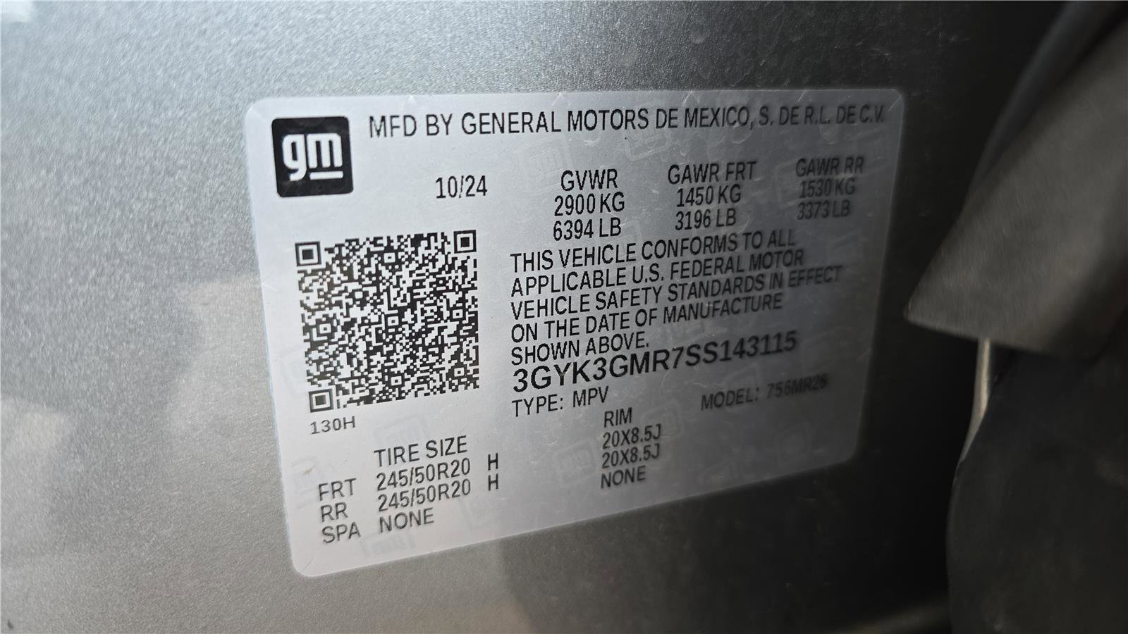 Used 2025 Cadillac Optiq Sport 2 w/ LPO, Floor Liner Package image 35