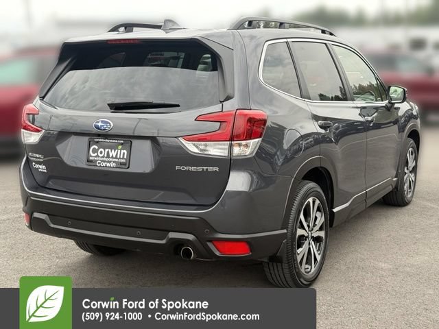 Used 2023 Subaru Forester Limited AWD/4WD image 15
