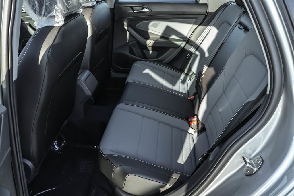 New 2026 Volkswagen Jetta SE image 35
