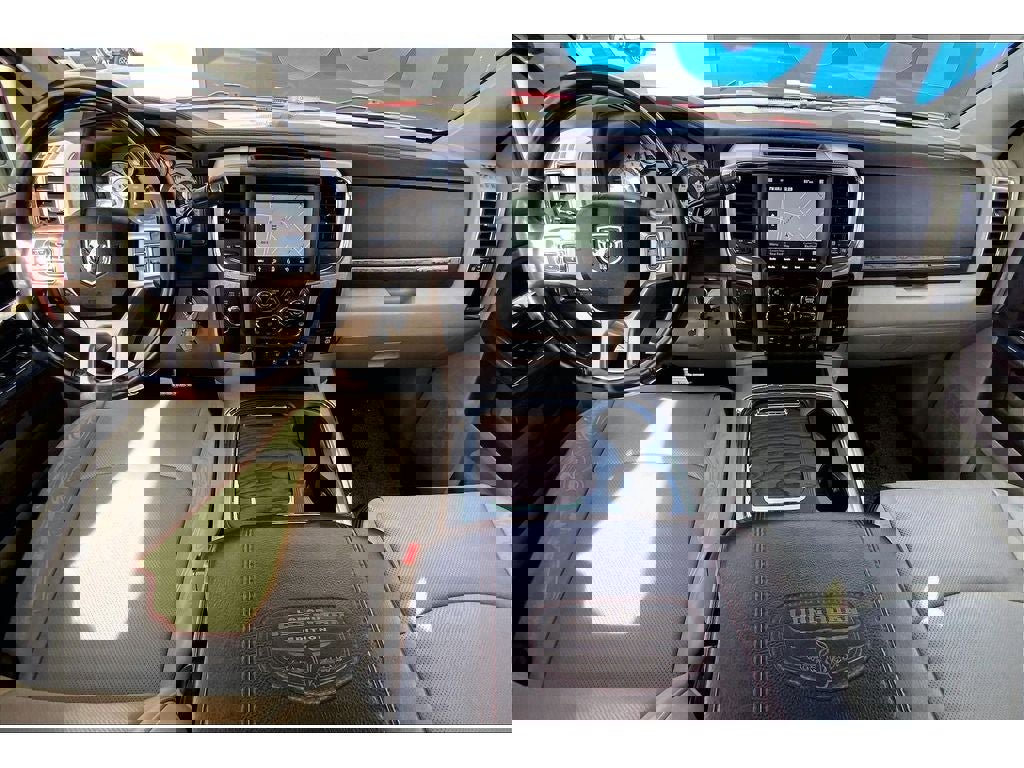 Used 2018 RAM 2500 Longhorn w/ Longhorn Southfork Package image 17