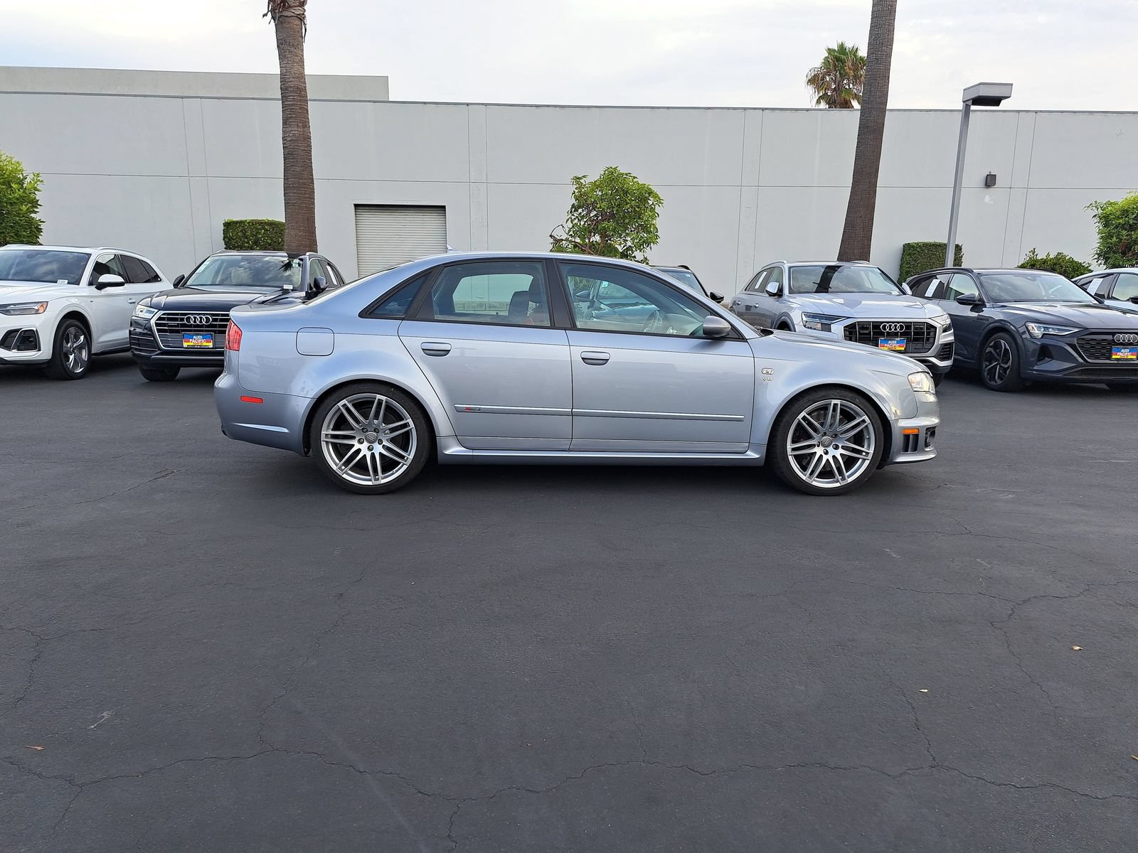 Used 2008 Audi RS 4 Sedan AWD/4WD image 4