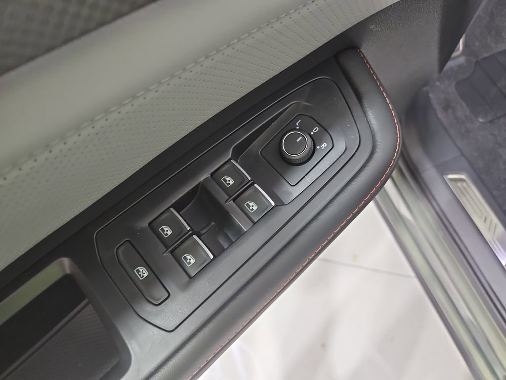 New 2026 Volkswagen Atlas Peak Edition image 11