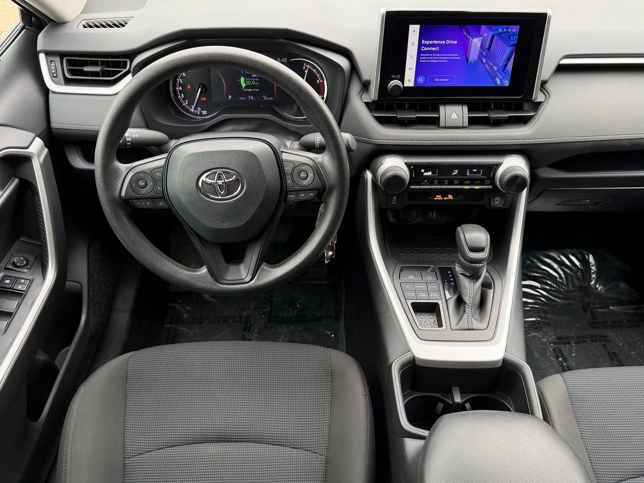 Used 2024 Toyota RAV4 LE image 12