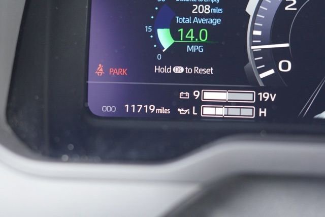 Used 2025 Toyota Tundra Limited image 24