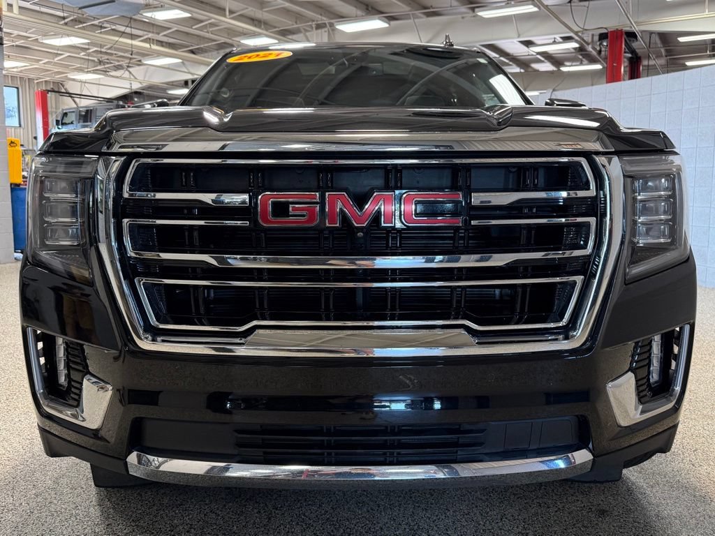 Used 2021 GMC Yukon SLT w/ SLT Luxury Package AWD/4WD image 2