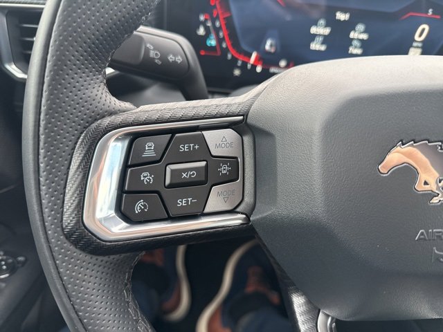 Used 2025 Ford Mustang Premium image 34