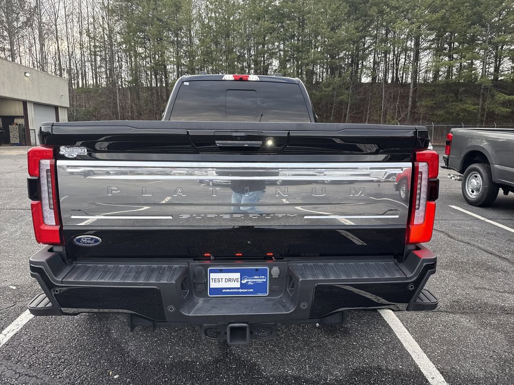 Used 2024 Ford F350 Platinum image 19