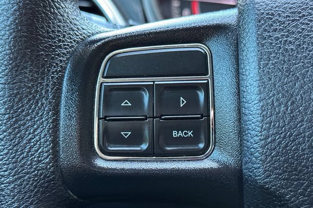 Used 2019 Dodge Journey SE w/ Blacktop Package FWD image 38