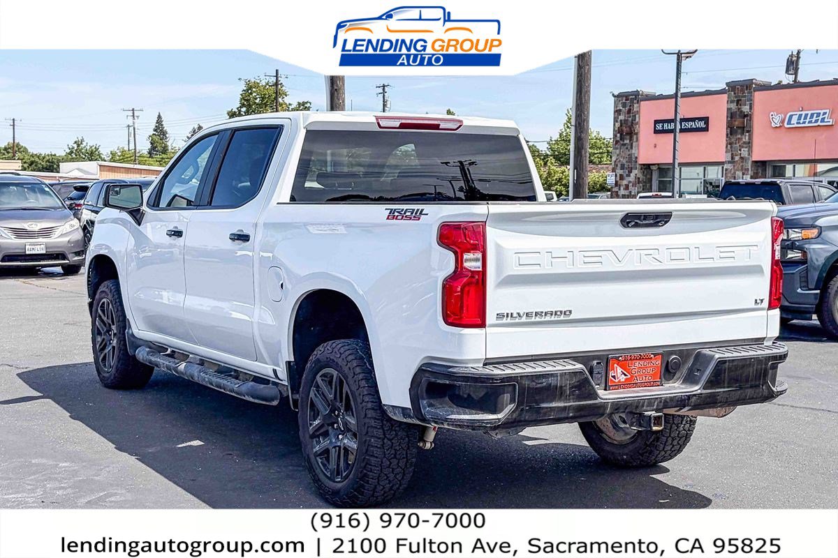 Used 2025 Chevrolet Silverado 1500 LT Trail Boss w/ Protection Package AWD/4WD image 2