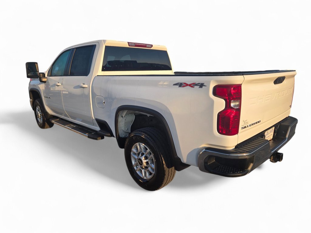 Used 2024 Chevrolet Silverado 2500 LT image 3