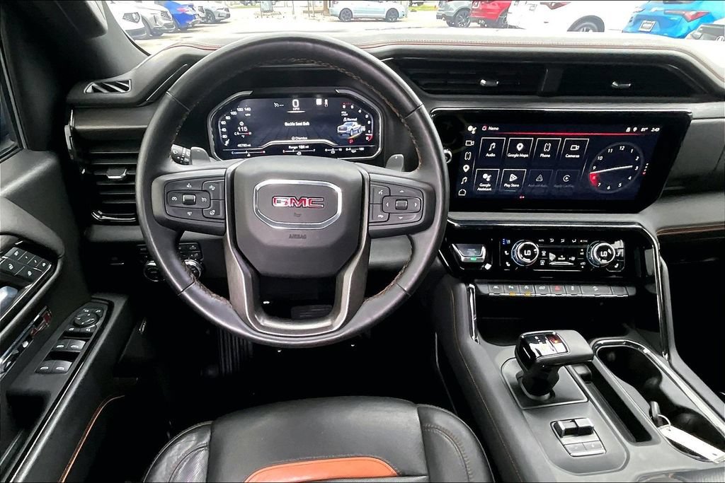 Used 2023 GMC Sierra 1500 AT4 w/ Technology Package AWD/4WD image 7