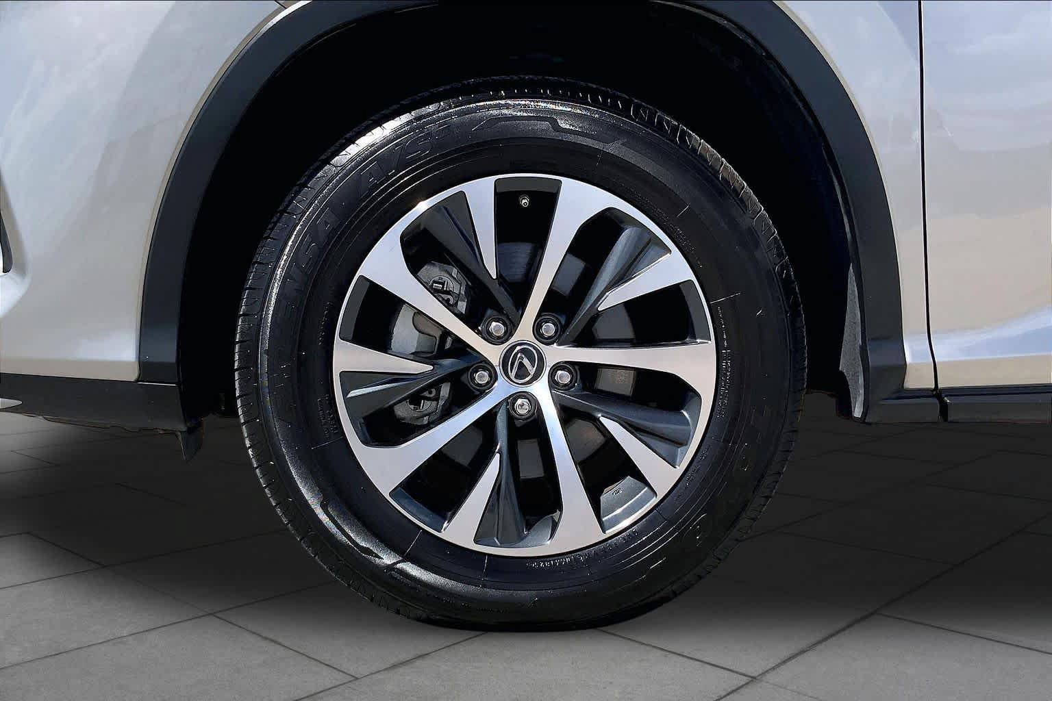 Used 2022 Lexus RX 350 FWD image 11