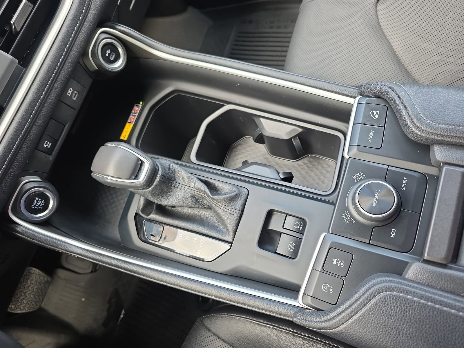 Used 2024 Toyota Grand Highlander AWD image 25
