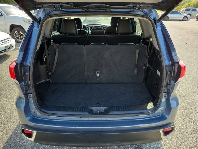 Used 2018 Toyota Highlander Limited image 19