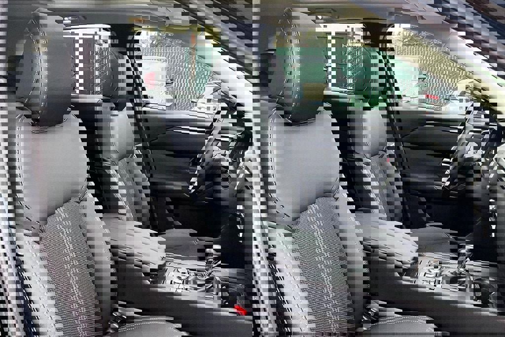 Used 2025 MAZDA CX-50 AWD 2.5 S w/ Cargo Package image 6