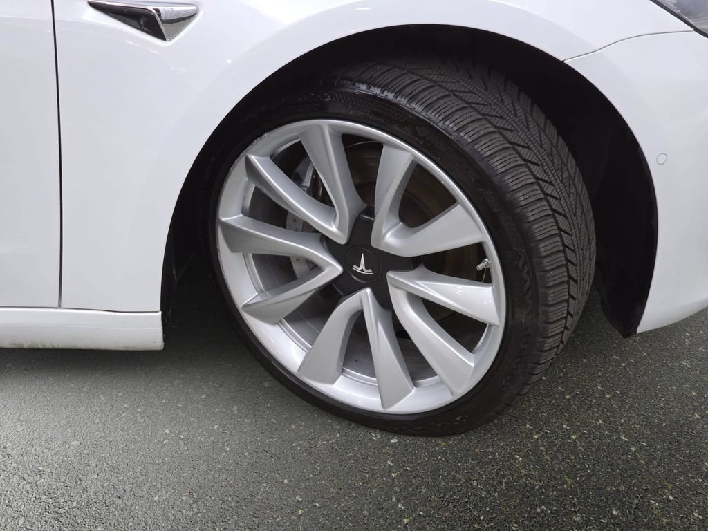 Used 2019 Tesla Model 3 Long Range AWD/4WD image 33