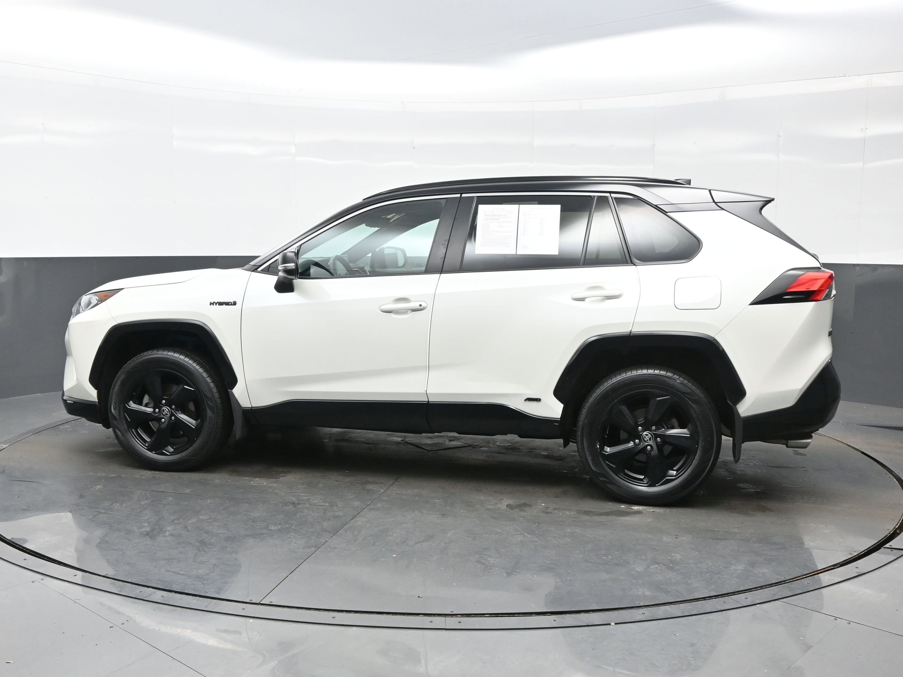 Used 2021 Toyota RAV4 XSE w/ XSE Grade Weather Package image 3