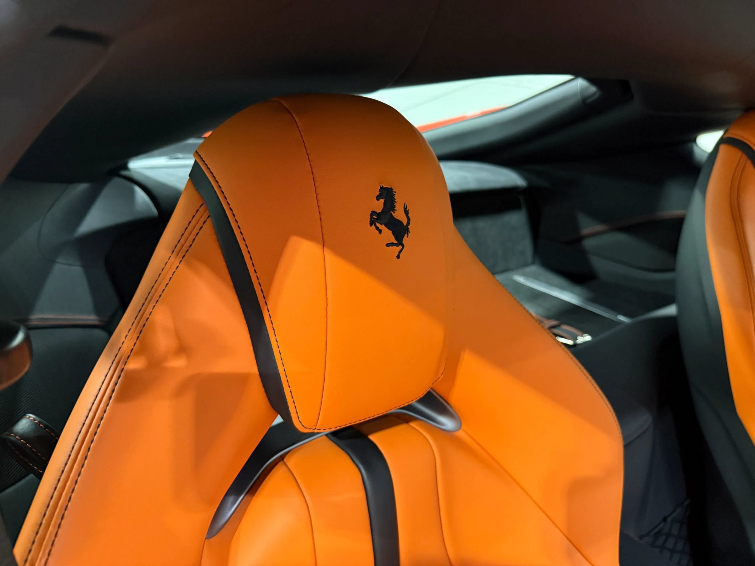 Used 2020 Ferrari 812 Superfast RWD image 69