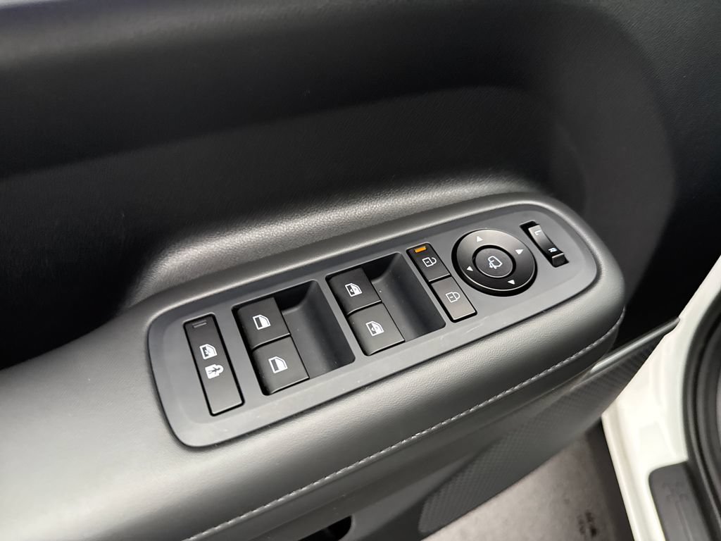 Certified 2024 Hyundai Santa Fe Limited AWD/4WD image 10