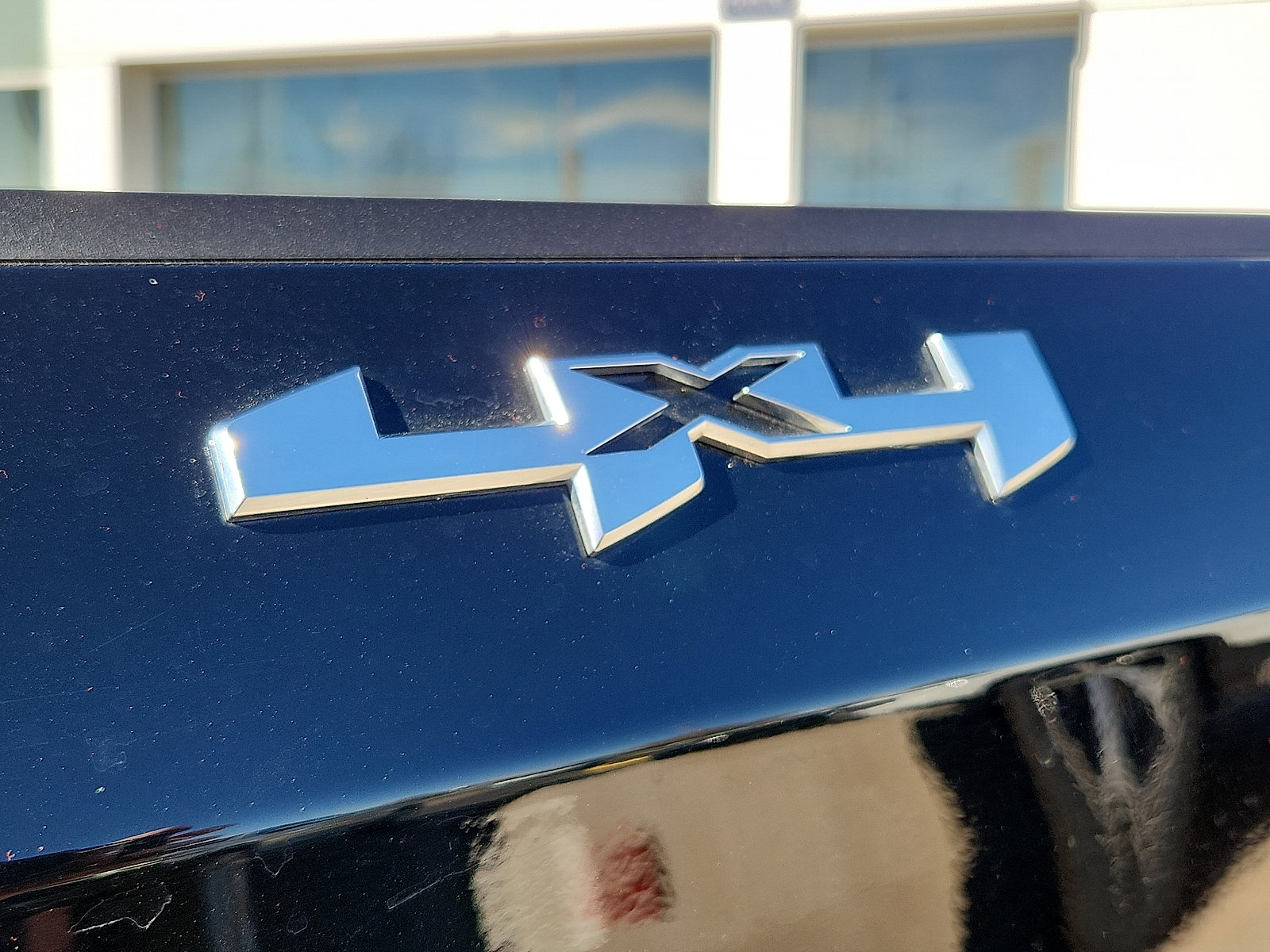 Used 2025 GMC Sierra 1500 SLT image 9