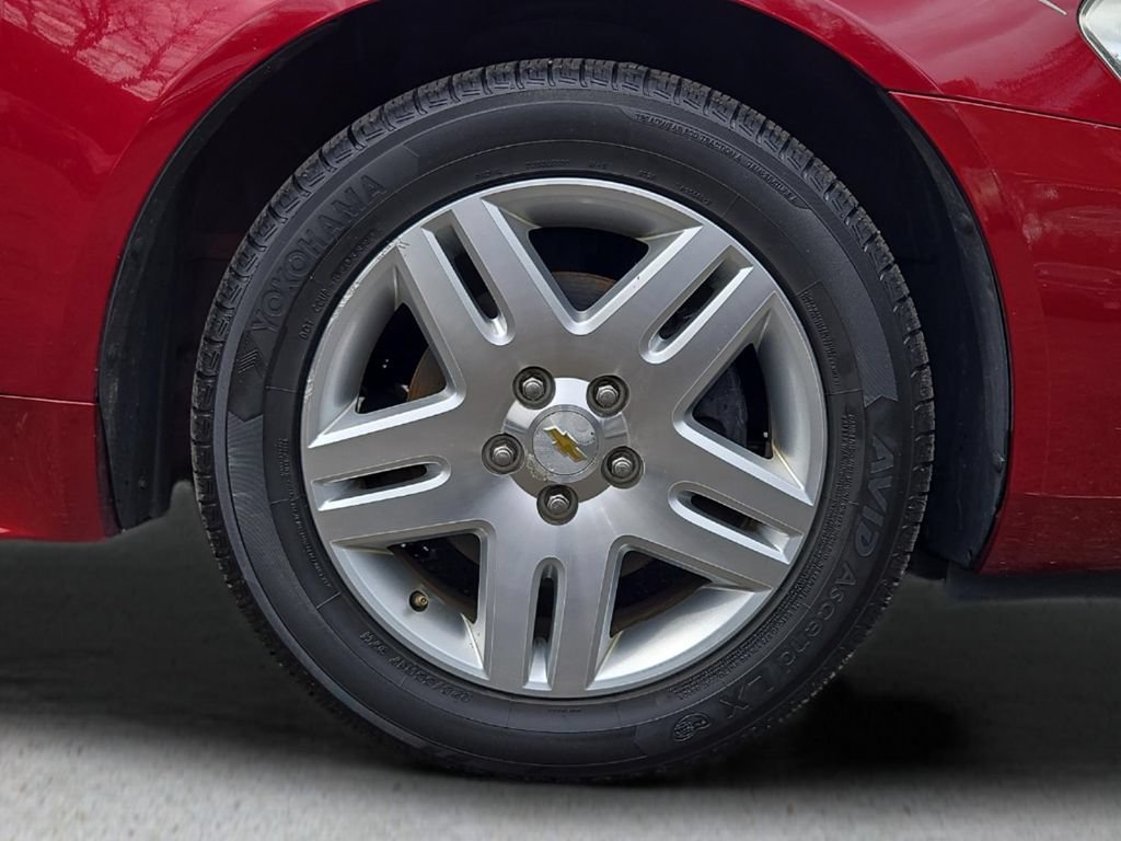Used 2011 Chevrolet Impala LT FWD image 11