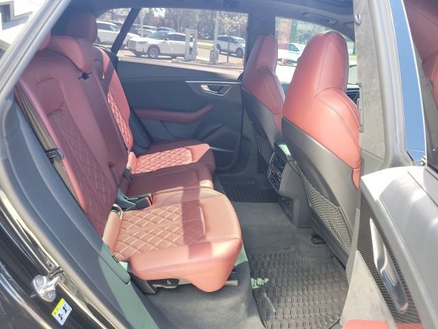 Used 2022 Audi SQ8 Prestige w/ Prestige Package image 24