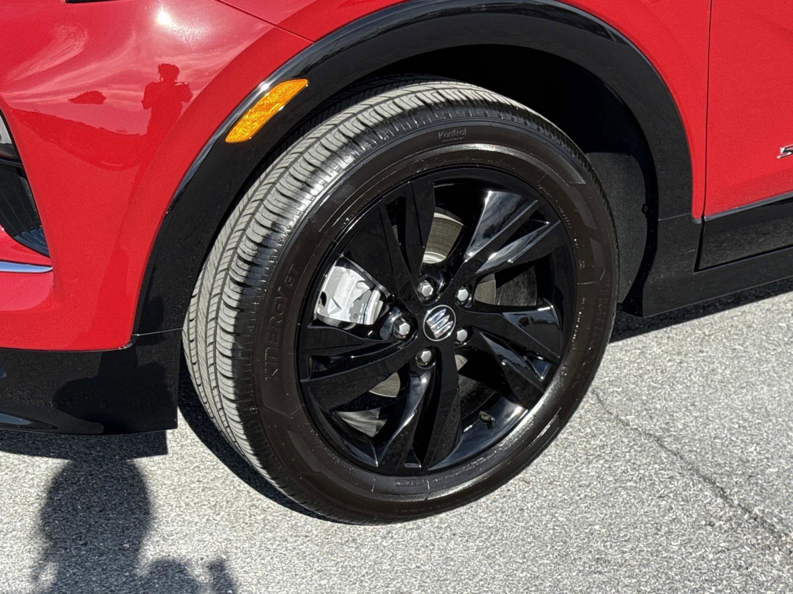 Used 2026 Buick Encore GX Sport Touring w/ Black Roof Package image 29