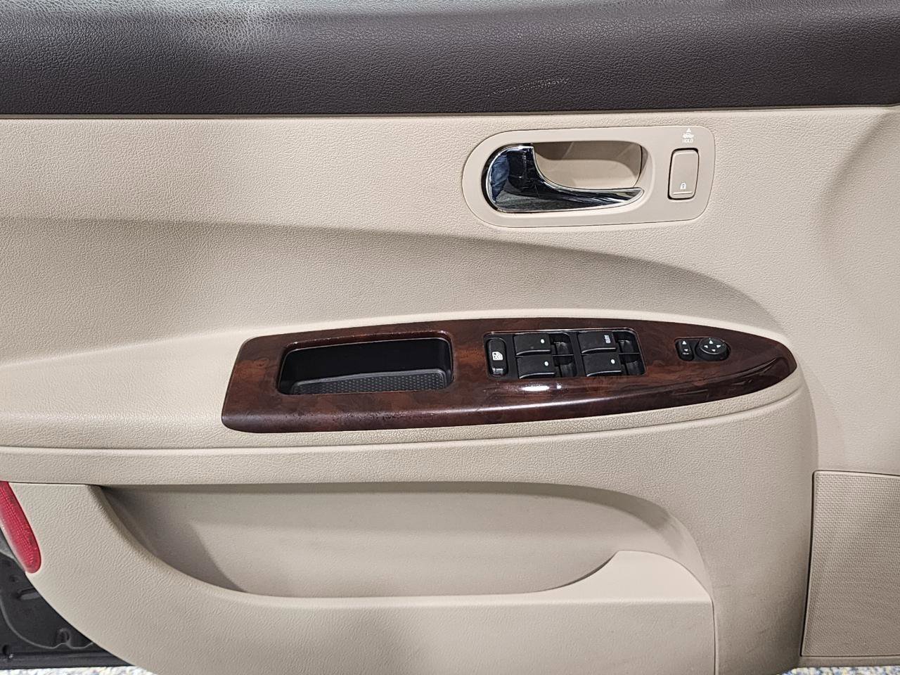 Used 2008 Buick LaCrosse CXL w/ Driver Confidence Package image 11