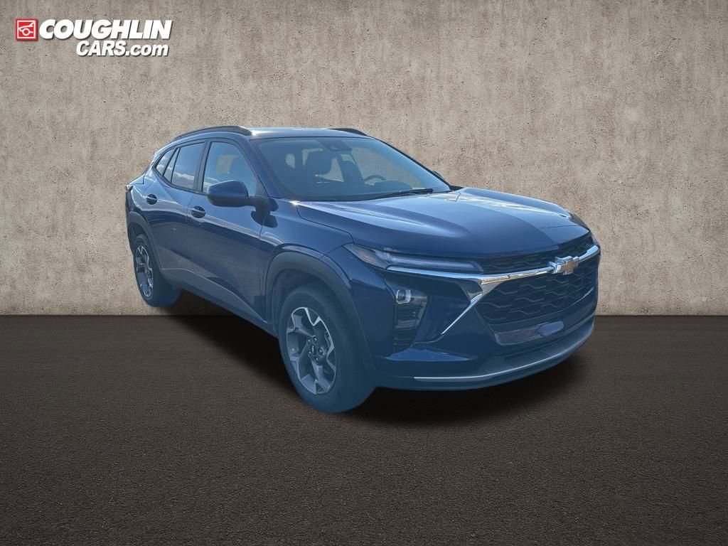 Used 2024 Chevrolet Trax LT w/ Driver Confidence Package