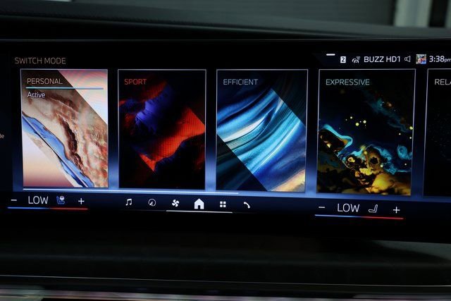 Used 2024 BMW 760i xDrive w/ Executive Package image 96