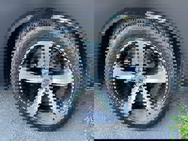 Used 2017 Dodge Challenger R/T image 8