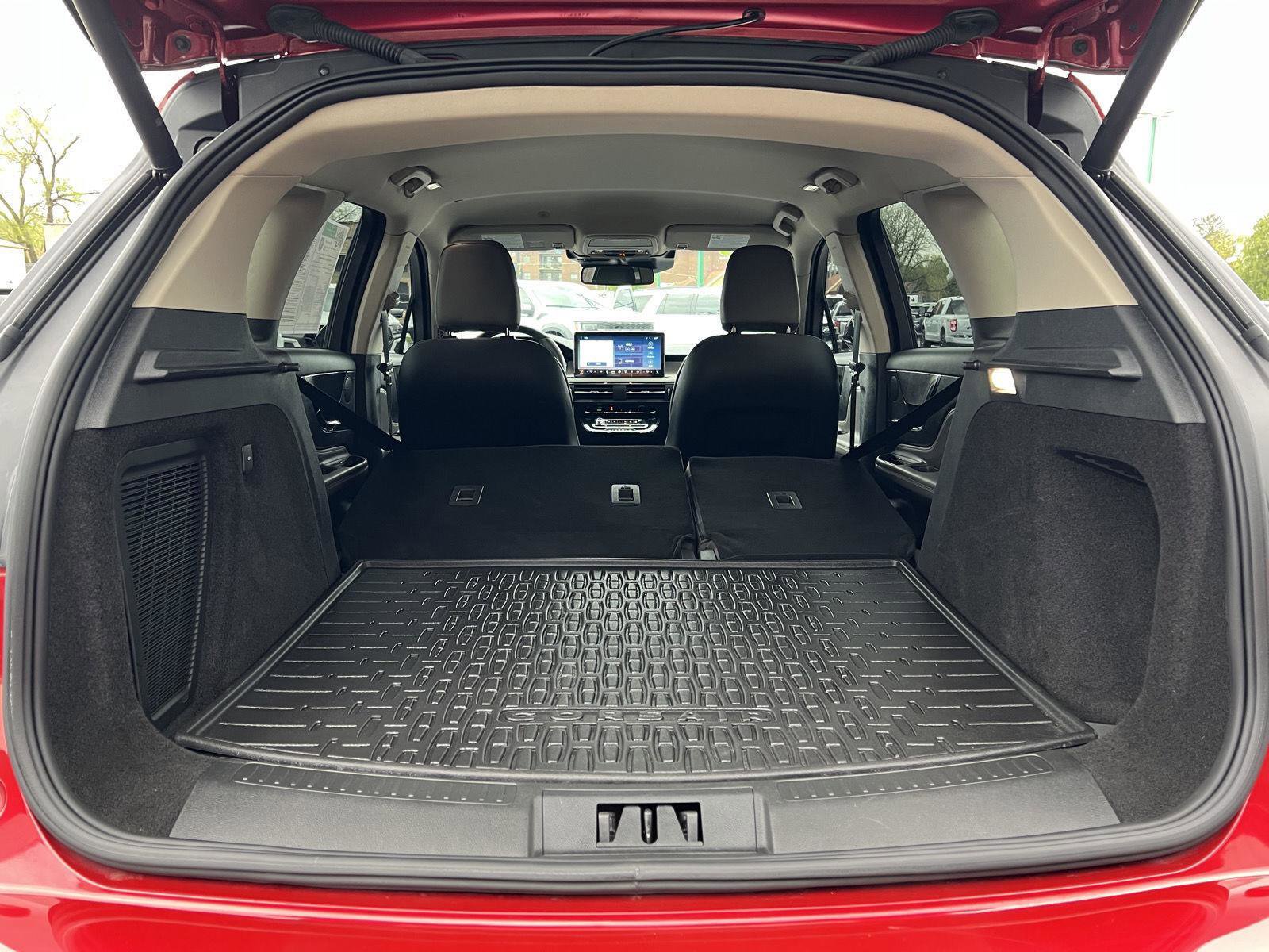 Used 2025 Lincoln Corsair AWD image 45