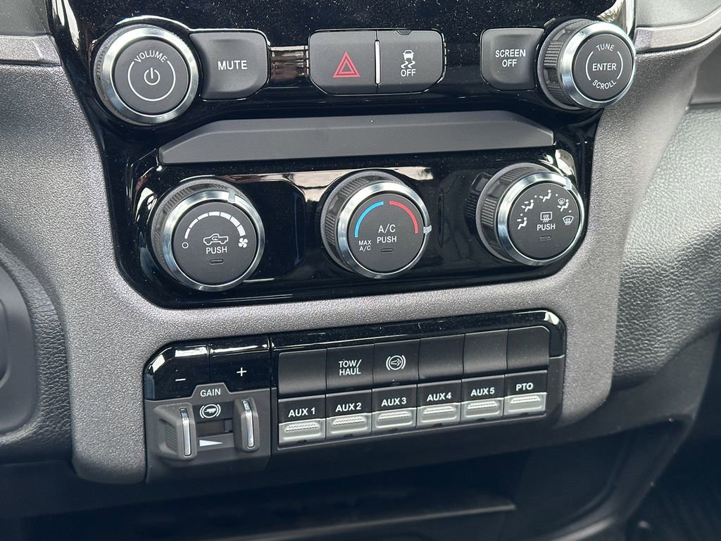 New 2026 RAM 5500 Tradesman w/ Chrome Appearance Group image 24