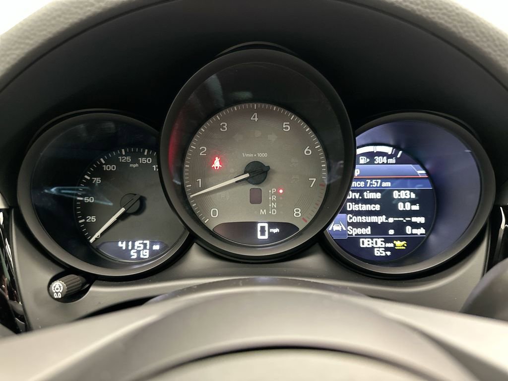 Used 2023 Porsche Macan S image 31