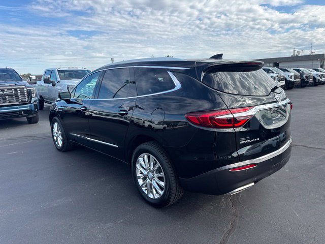 Used 2021 Buick Enclave Essence w/ Sound and Sites Package FWD image 7